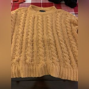 Mustard cable knit very soft sweater size small